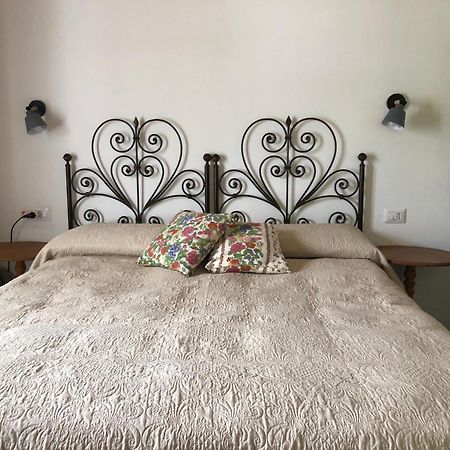 Agriturismo La Casa Delle Fate Loiri Porto San Paolo Ngoại thất bức ảnh