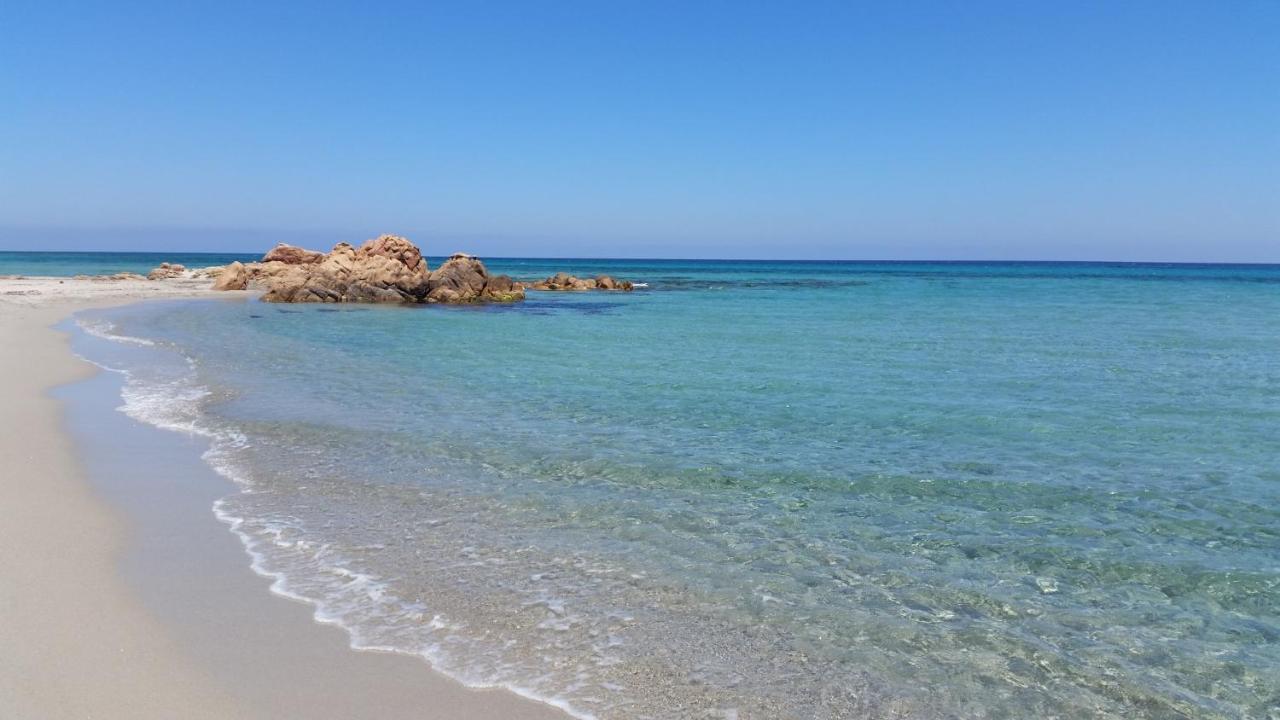 Agriturismo La Casa Delle Fate Loiri Porto San Paolo Ngoại thất bức ảnh