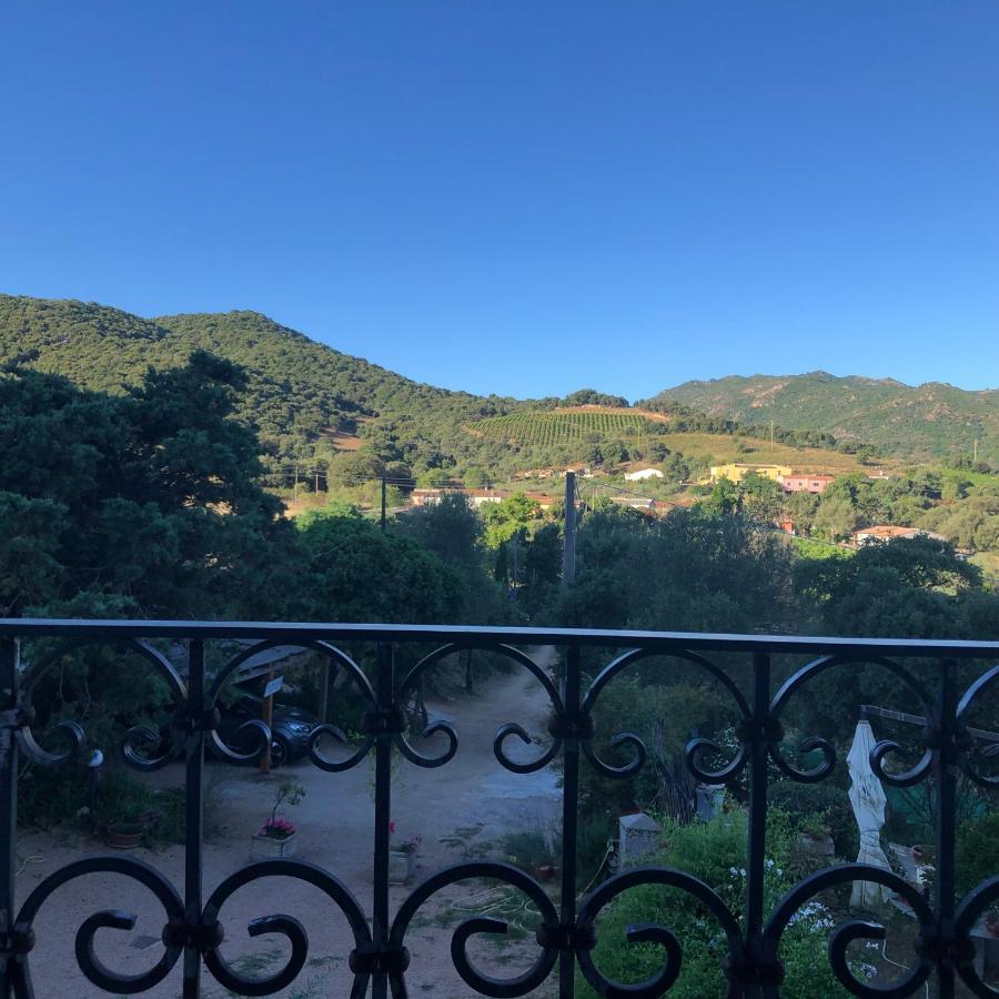 Agriturismo La Casa Delle Fate Loiri Porto San Paolo Ngoại thất bức ảnh