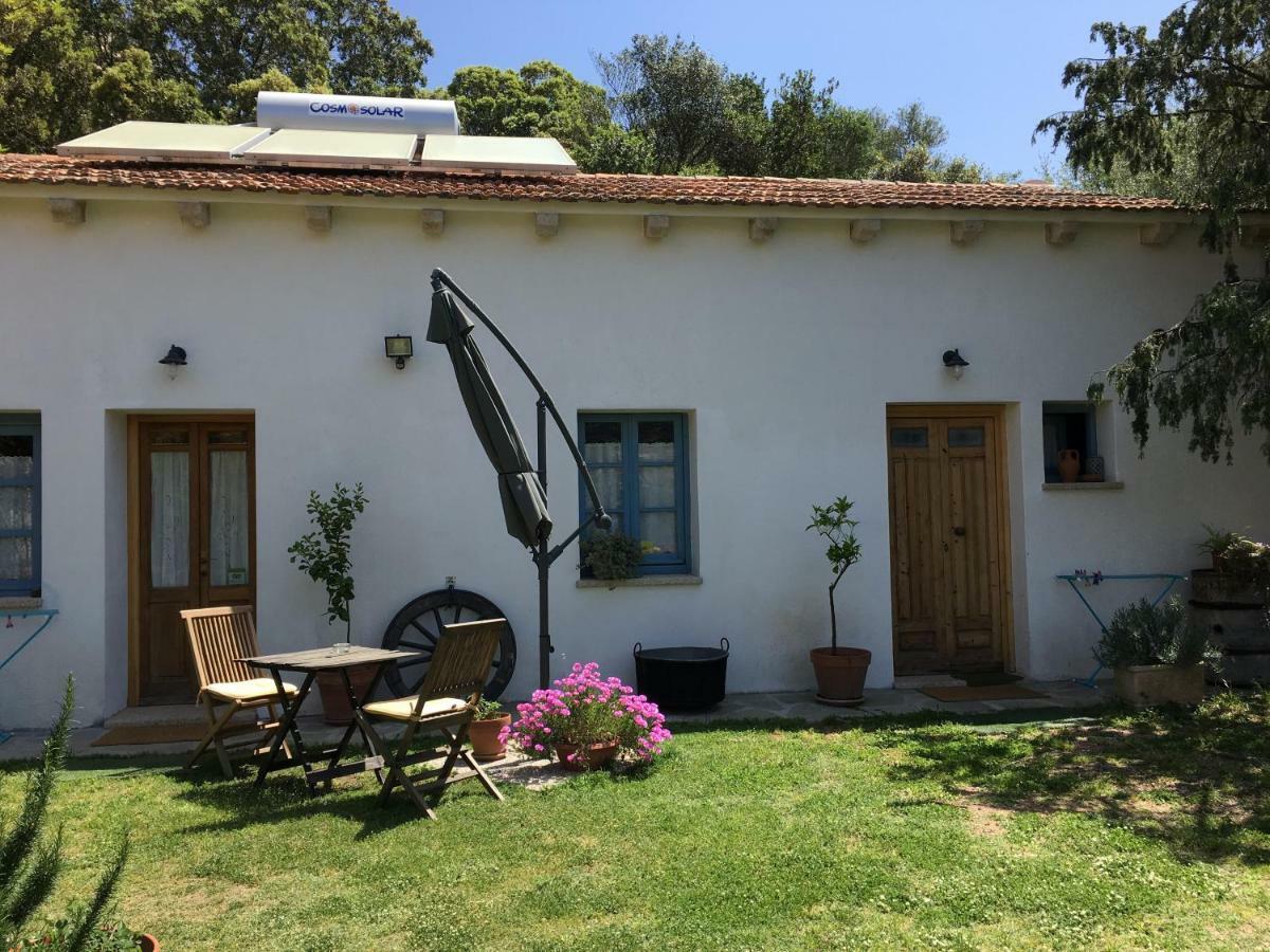 Agriturismo La Casa Delle Fate Loiri Porto San Paolo Ngoại thất bức ảnh