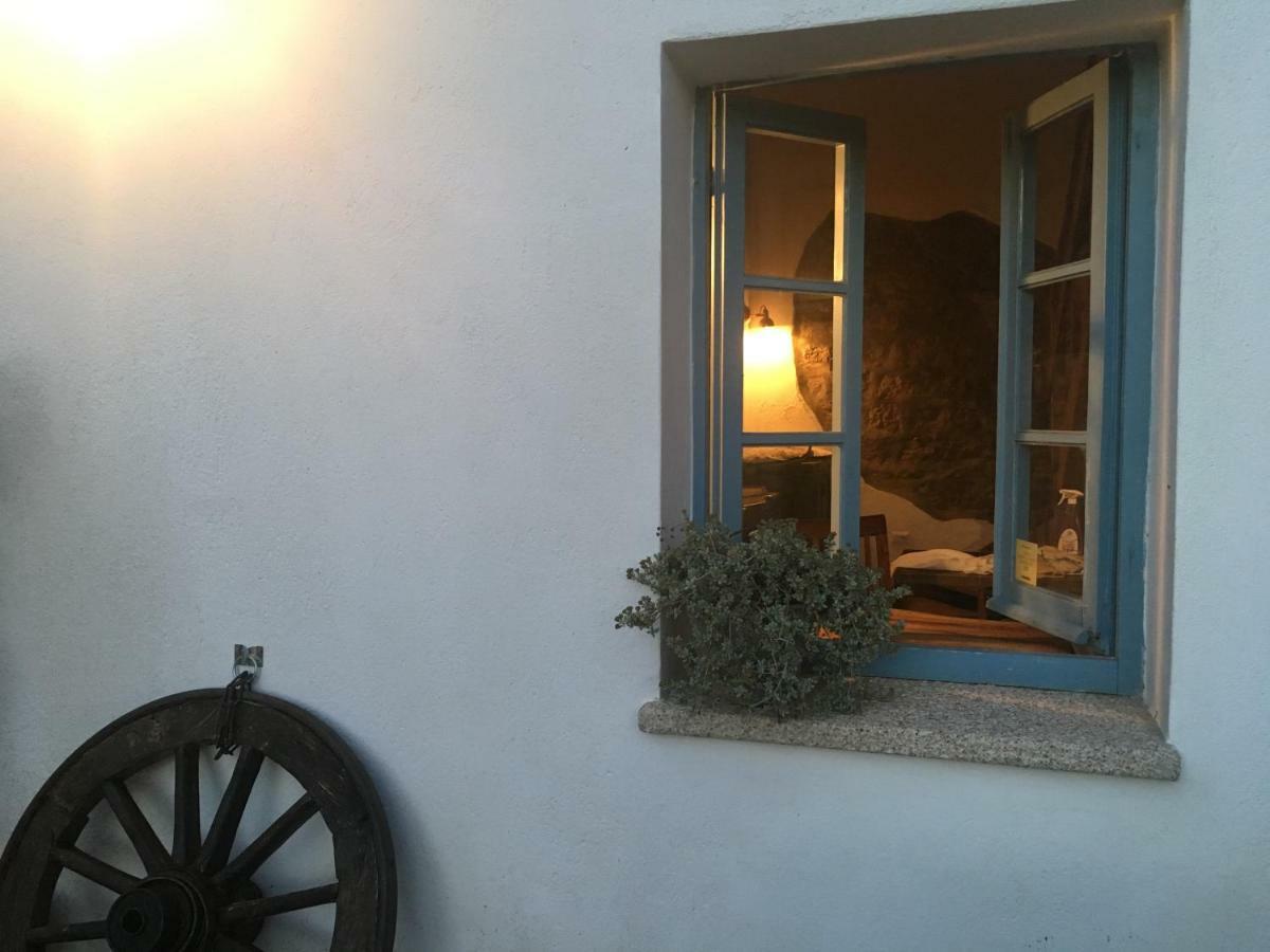 Agriturismo La Casa Delle Fate Loiri Porto San Paolo Ngoại thất bức ảnh